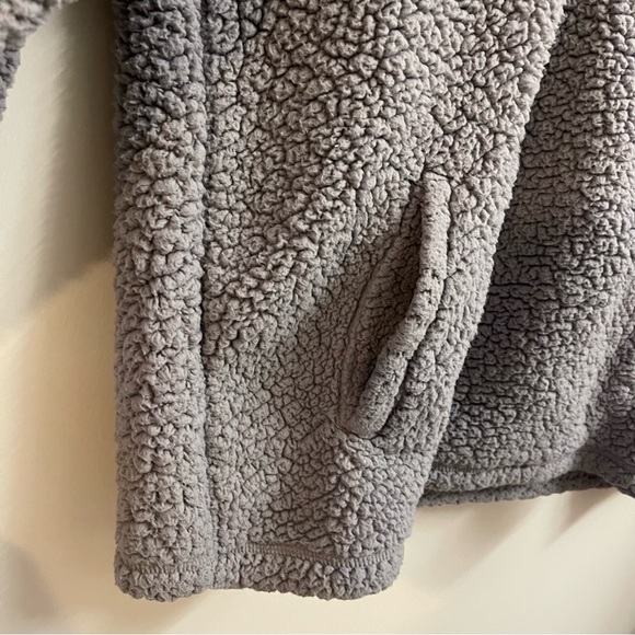 A&F Teddy Pocket Pullover 1/4 zip Sweater Medium - Picture 3 of 4